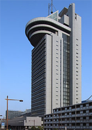 文京シビックセンター（Wikipedia）
